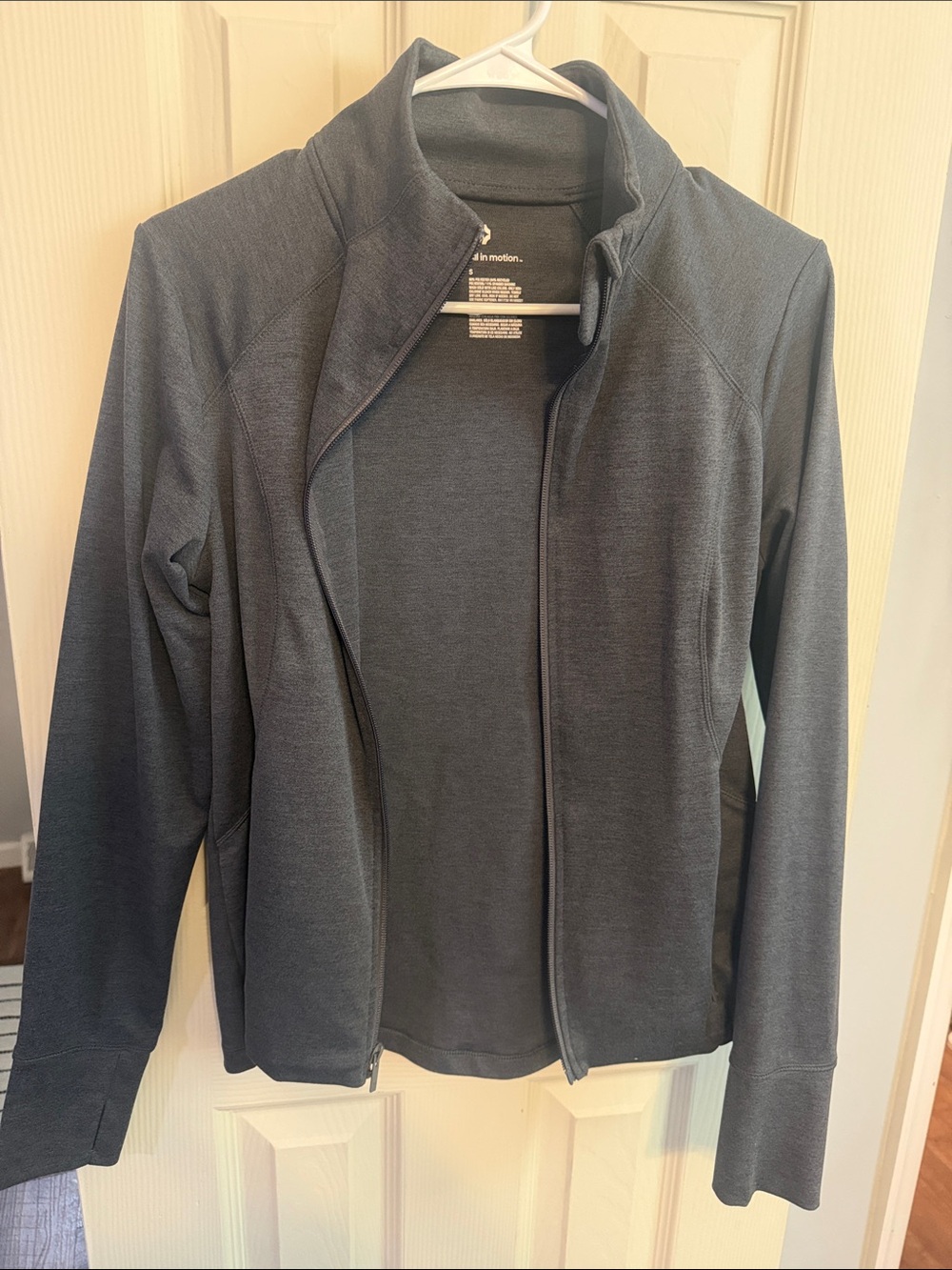 Women’s Grey Zip-Front Active Jacket